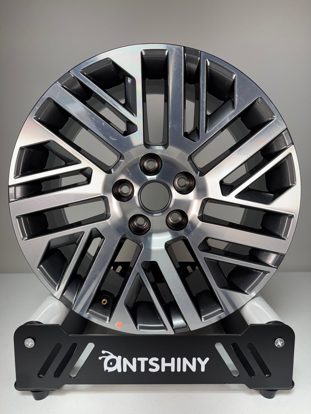New OEM Dealer Take off 2026 Hyundai Palisade 18x8 52910-P9110