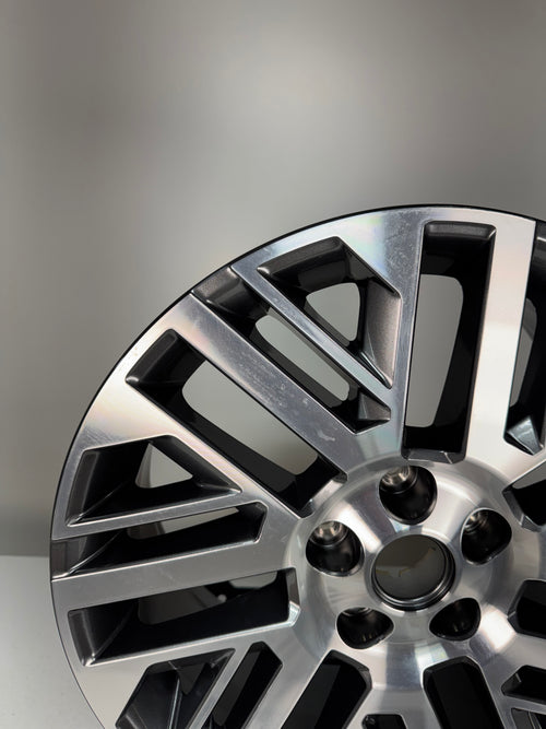 New OEM Dealer Take off 2026 Hyundai Palisade 18x8 52910-P9110