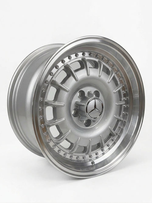 BAROCK 17 wheel angled view
